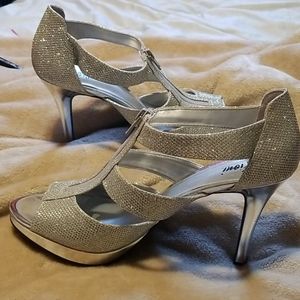Womens Silver Dress Heels